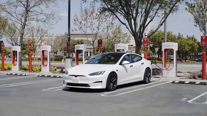 Honda bắt tay với Tesla mở rộng mạng lưới sạc xe điện
