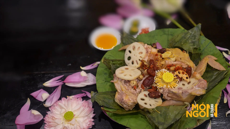 Gà hấp lá sen | Món ngon ở Hà Thành | 08/08/2025