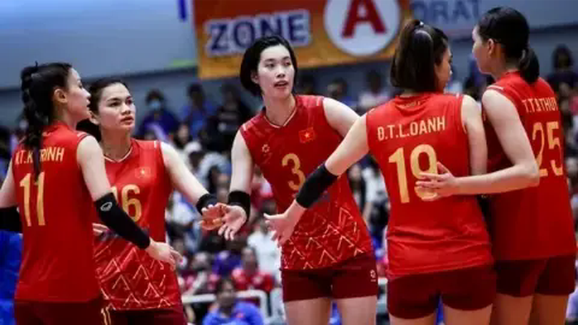 Bước chạy đà hoàn hảo của tuyển bóng chuyền nữ Việt Nam
