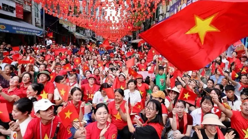Hơn 10.000 tỷ đồng quà tặng đến tay người dân