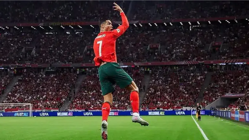 Ronaldo cân bằng kỷ lục ghi bàn tại vòng loại World Cup