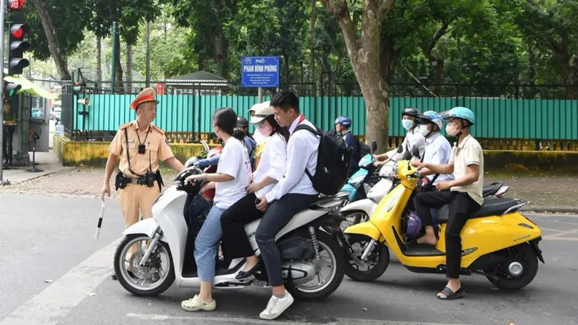 CSGT siết chặt vi phạm của học sinh, phụ huynh