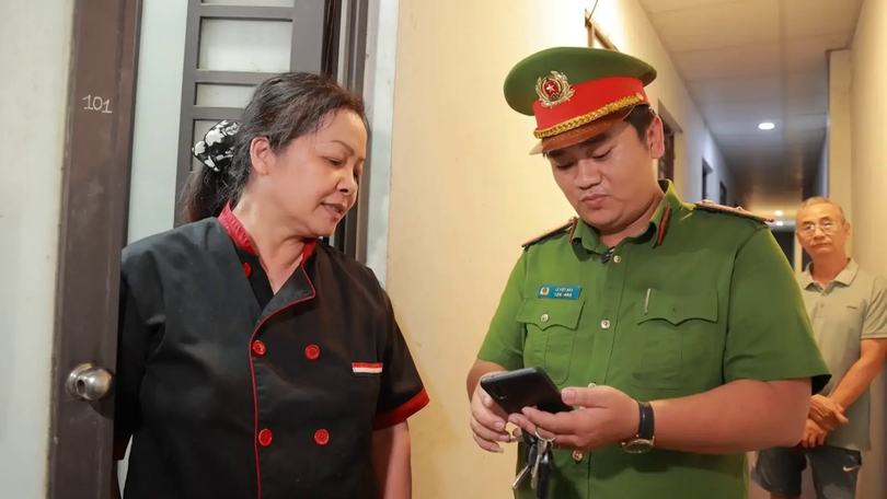 Kiểm tra cư trú đảm bảo ANTT tại các khu dân cư