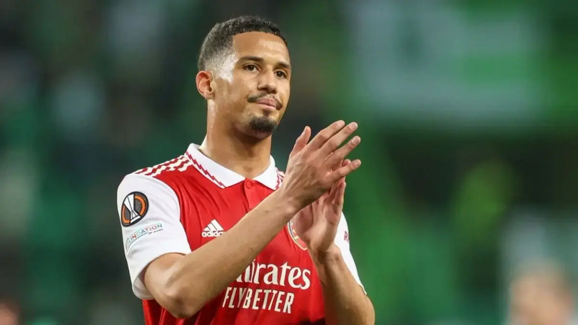 Arsenal chào đón sự trở lại của William Saliba