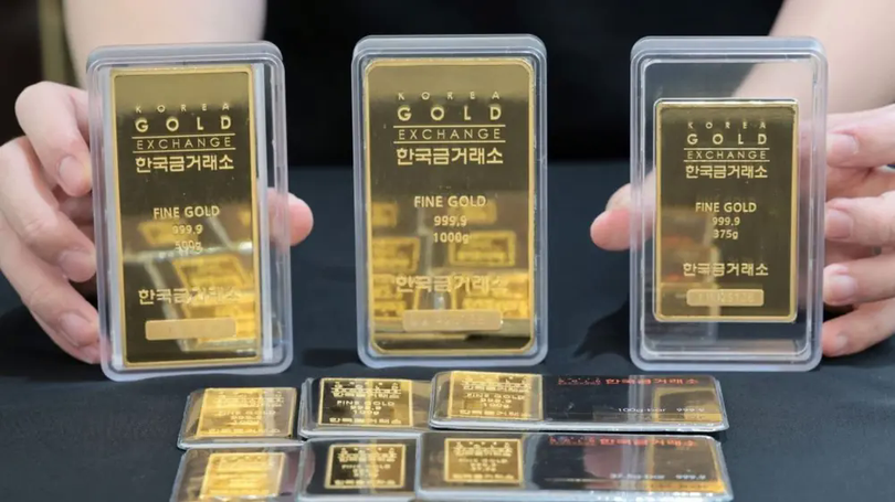 Giá vàng thế giới lần đầu tiên vượt mốc 3.700 USD/ounce