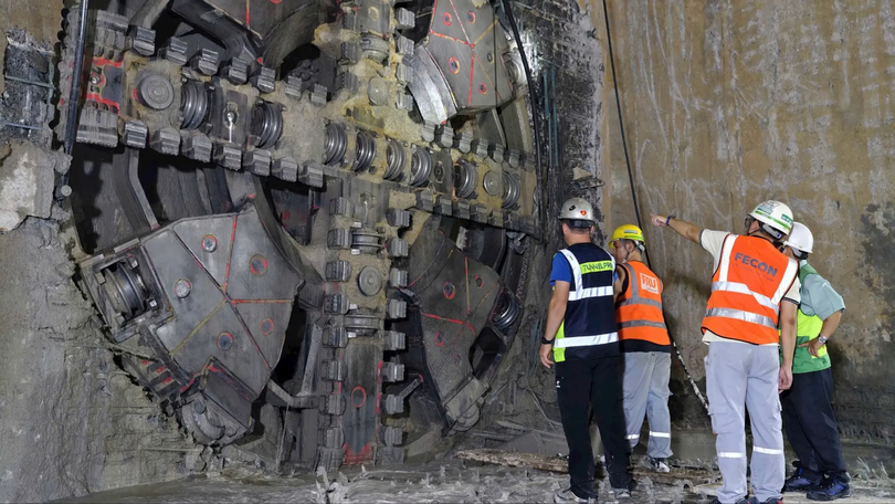 Hé lộ sức mạnh TBM ‘Táo Bạo’ khoan metro số 3