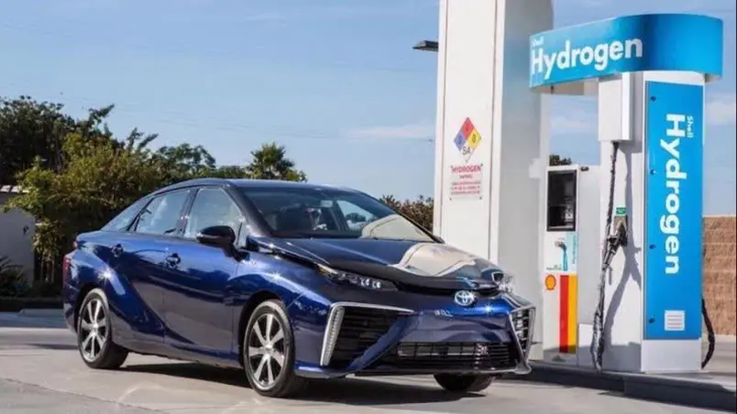 Toyota kiên định với xe chạy bằng hydro