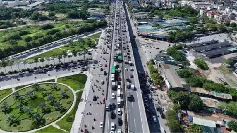 Ứng trực giao thông tuyến cửa ngõ ngày cuối nghỉ lễ