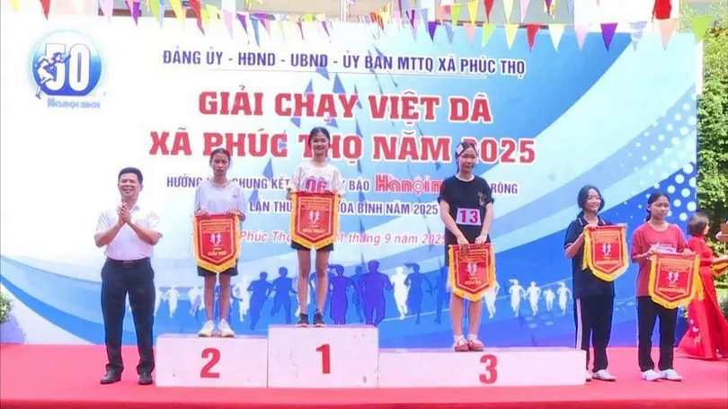 Gần 400 vận động viên tham gia Giải chạy xã Phúc Thọ
