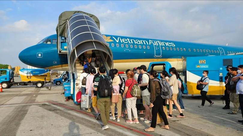 Hàng không đã vận chuyển hơn 64 triệu lượt khách