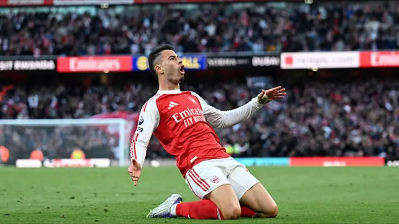Gabriel Martinelli giúp Arsenal giữ lại một điểm