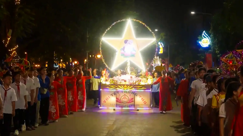 Rực rỡ sắc màu Trung thu Thành cổ - Sơn Tây