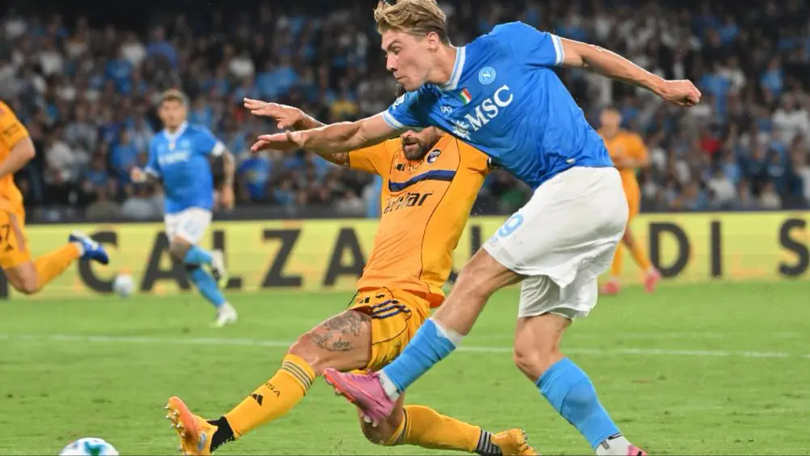 Napoli đòi lại ngôi đầu bảng Serie A