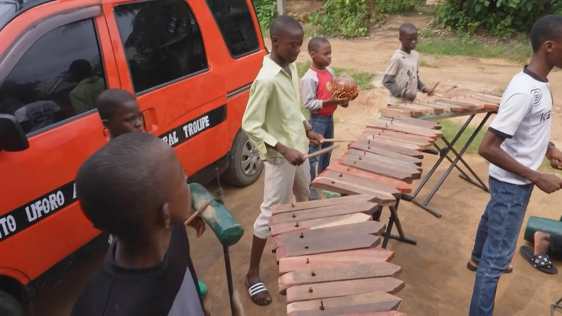Lớp học đàn mộc cầm độc đáo tại Nigeria