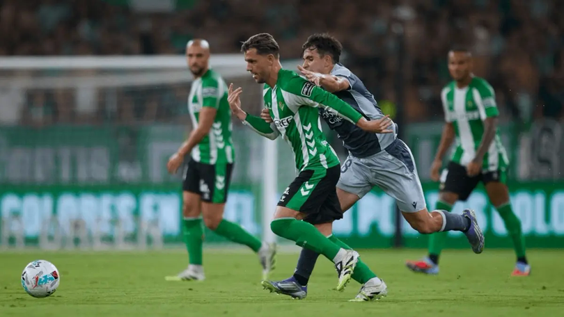 Real Betis và Nottingham Forest chuẩn bị cho trận ra quân
