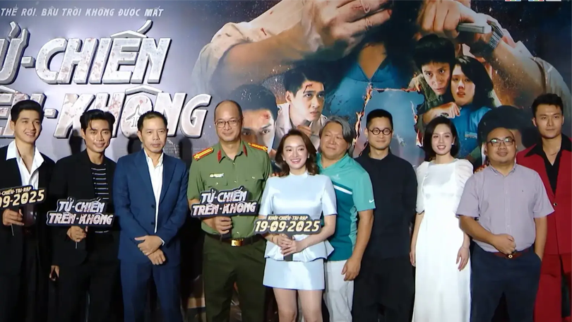 Vượt mốc 100 tỷ đồng, 'Tử chiến trên không' thắng lớn?