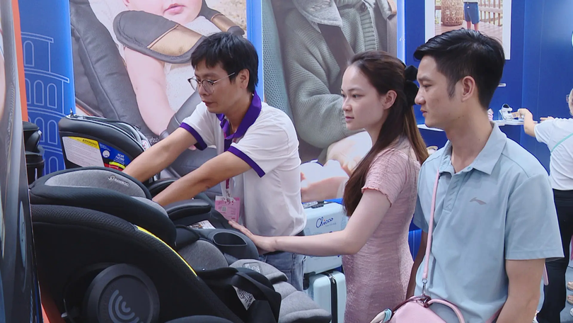 Bí quyết chọn ghế ô tô an toàn cho trẻ