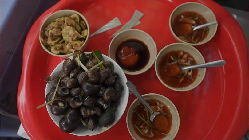 Thưởng ốc mùa thu