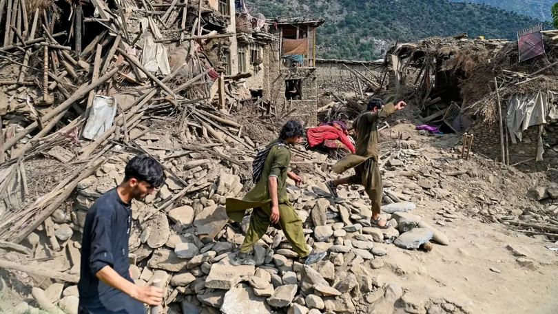 Nhiều dư chấn mạnh sau trận động đất ở Afghanistan