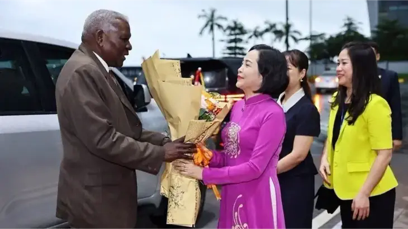 Chủ tịch Hội đồng Nhà nước Cuba thăm chính thức Việt Nam