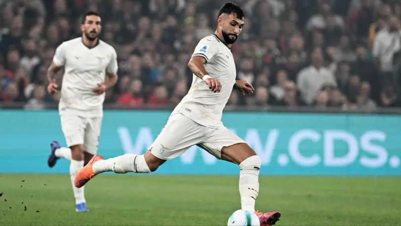 Lazio giành chiến thắng đầu tiên trên sân khách