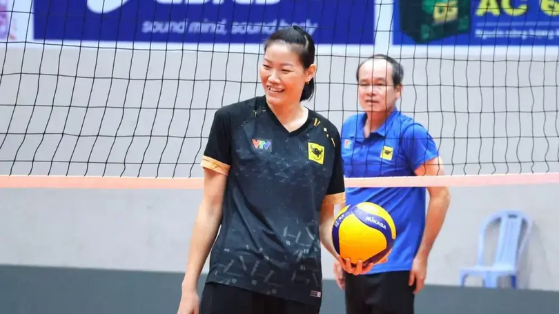 Ngọc Hoa trở thành HLV trưởng VTV Bình Điền Long An
