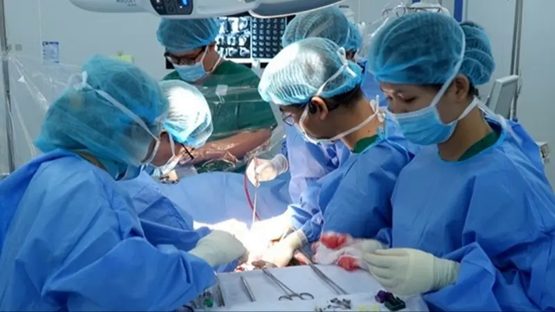 Năm ca ghép gan được thực hiện thành công trong một tuần