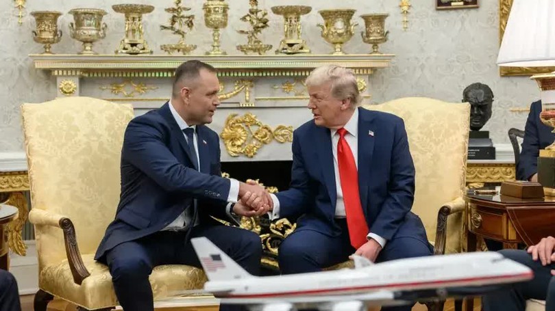 Ông Trump tuyên bố không rút quân khỏi Ba Lan