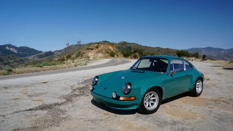 Xế cổ Porsche 911 1972 được hồi sinh như xe mới