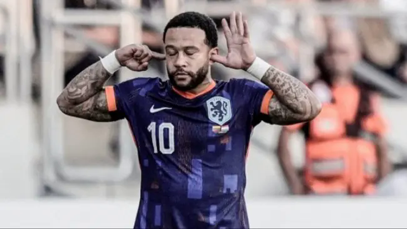 Memphis Depay đi vào lịch sử bóng đá Hà Lan