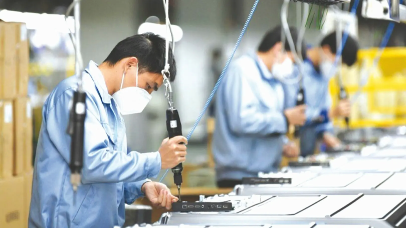 Sản xuất tăng trưởng chậm, chi phí đầu vào leo thang