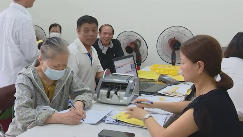 Chi trả gộp 2 tháng lương hưu, trợ cấp BHXH dịp Tết
