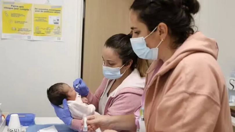 Pháp đối mặt nguy cơ tăng trưởng dân số âm