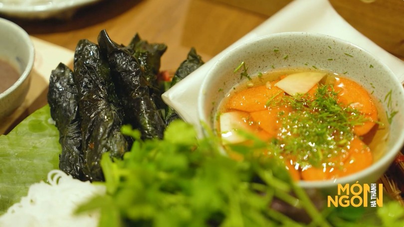 Bánh tráng cuốn chả rươi | Món ngon ở Hà Thành | 15/01/2026
