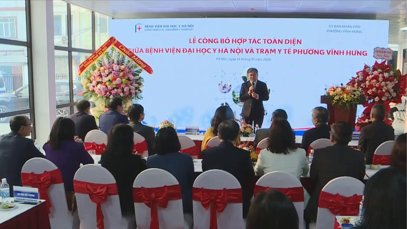 Bác sĩ bệnh viện Trung ương về trạm y tế khám bệnh