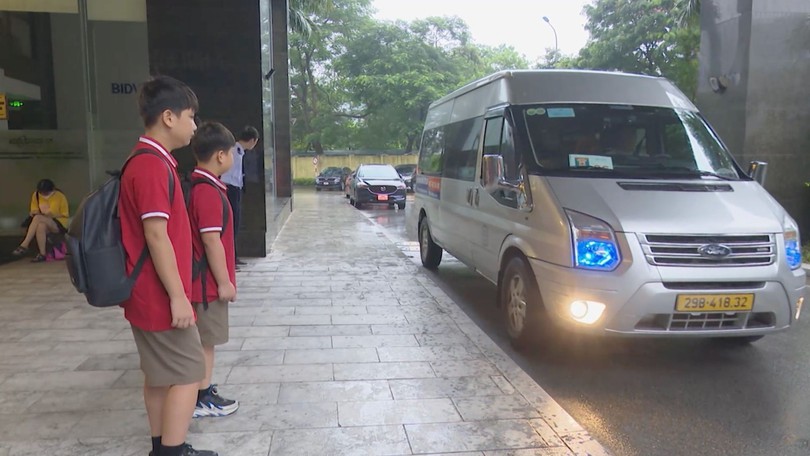 Hà Nội lên kế hoạch chuyển đổi xanh xe chở học sinh