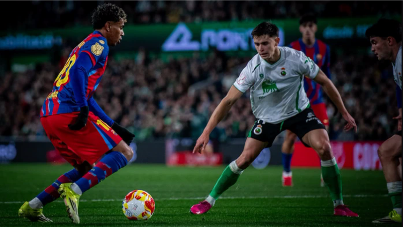 Barcelona chật vật vào tứ kết Copa del Rey