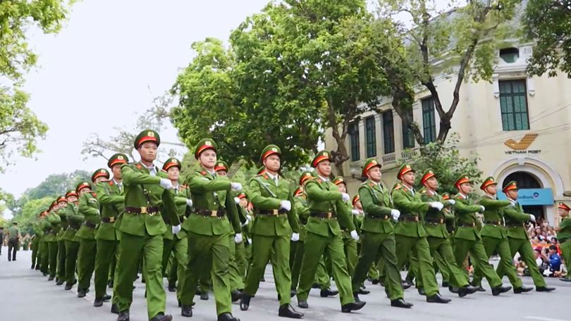 Xứng danh Công an Thủ đô anh hùng