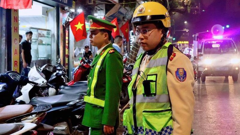 Cảnh sát 113 tuần tra khép kín giữ vững an ninh Đại hội XIV
