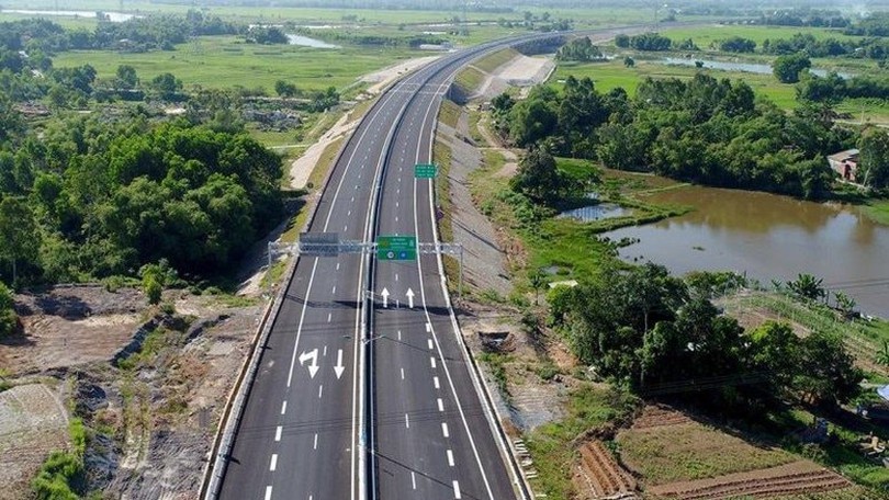 Hoàn thiện cao tốc đầu tư phân kỳ, báo cáo trước 15/2