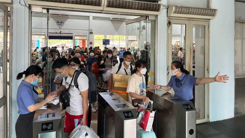 Ngành đường sắt đã bán 227.000 vé tàu Tết Nguyên Đán