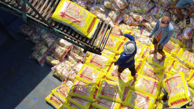 Việt Nam xuất khẩu 318.200 tấn gạo trong nửa đầu tháng 1