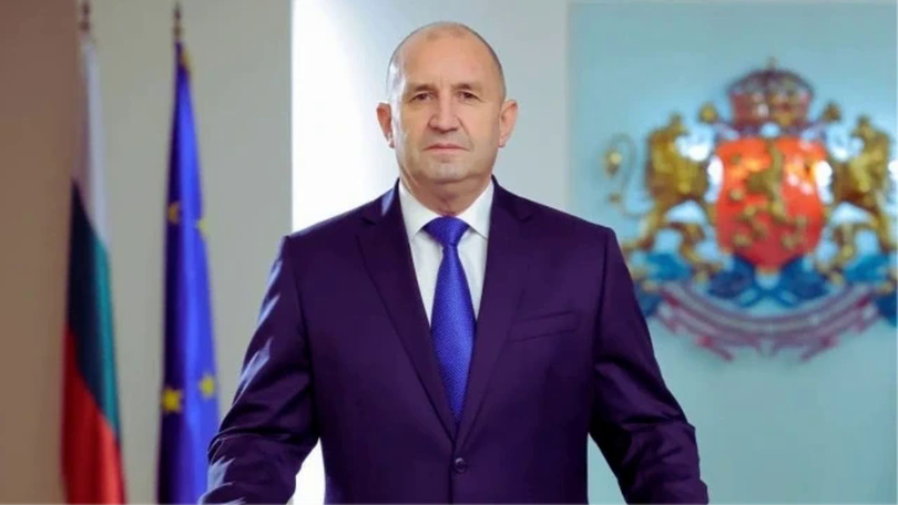 Tổng thống Bulgaria từ chức