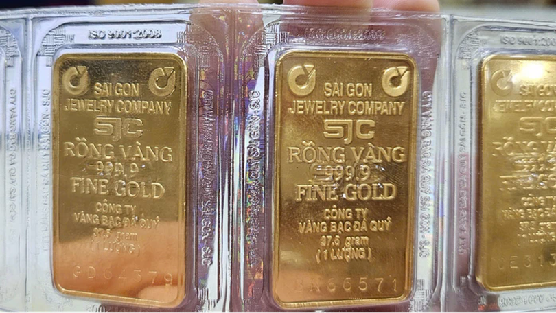 Giá vàng miếng vượt 174 triệu đồng/lượng