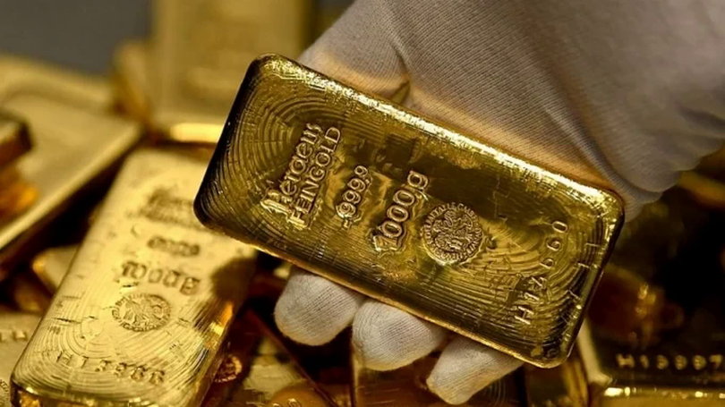 Giá vàng vượt mốc 5.000 USD/ounce