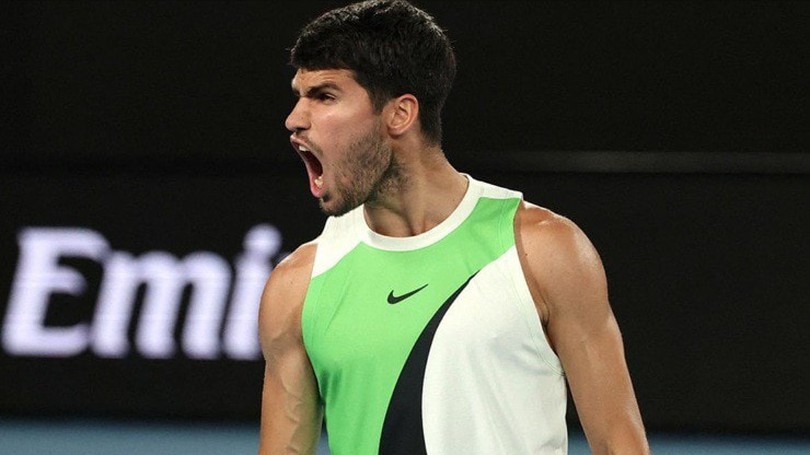 Carlos Alcaraz lần đầu vào bán kết Australian Open 2026