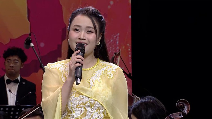 Màu cờ tôi yêu