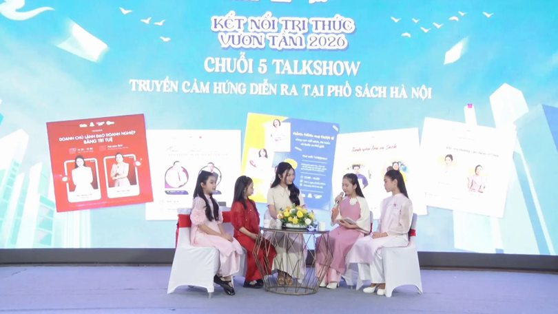 Kết nối tri thức tại Phố sách Hà Nội