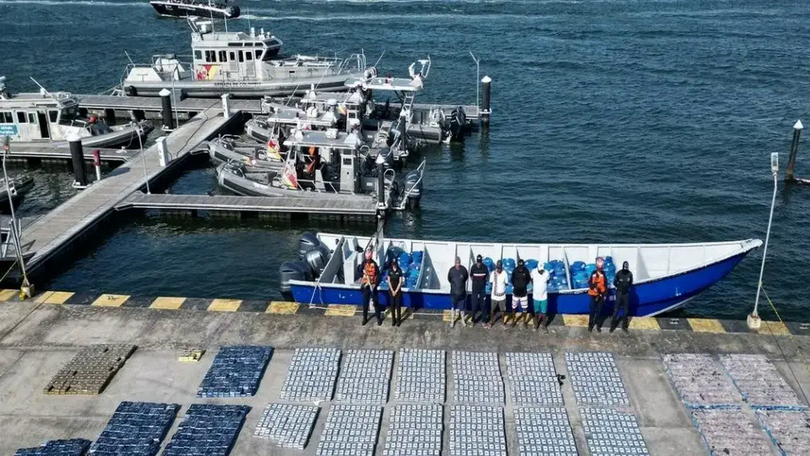 Colombia thu giữ 4 tấn cocaine trên biển