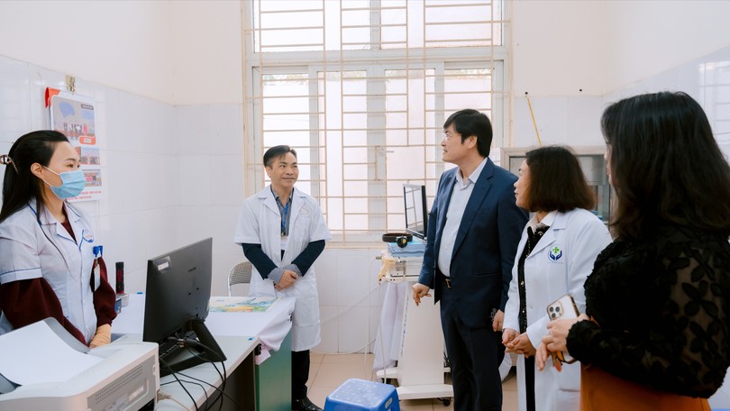 Các bệnh viện thành phố hỗ trợ y tế phường Việt Hưng